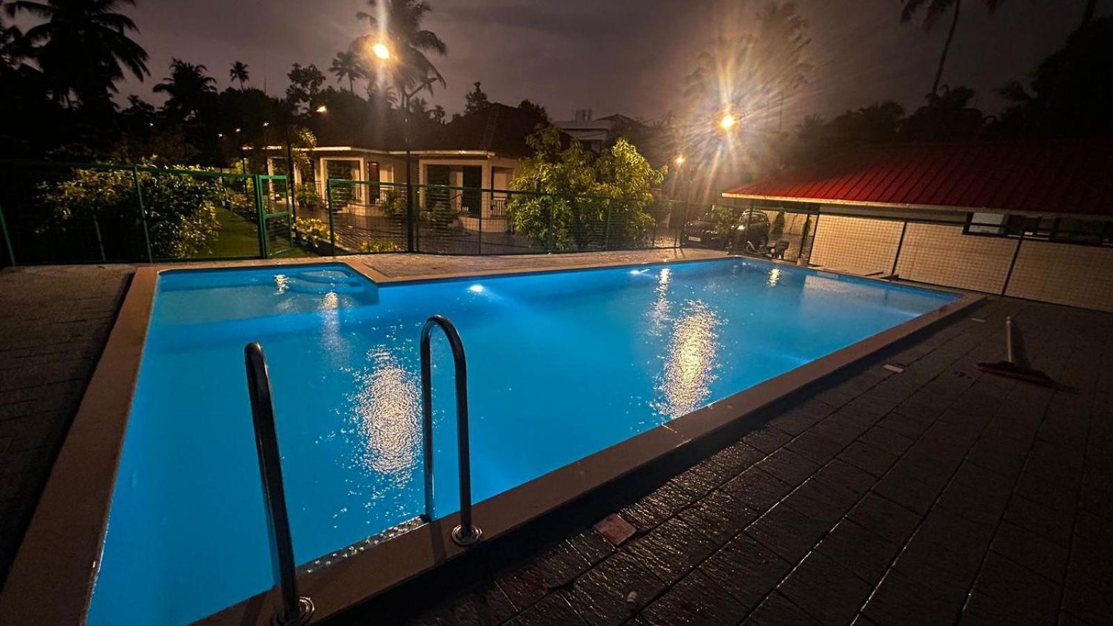 Ev Stayz Cherai Beach Exterior photo