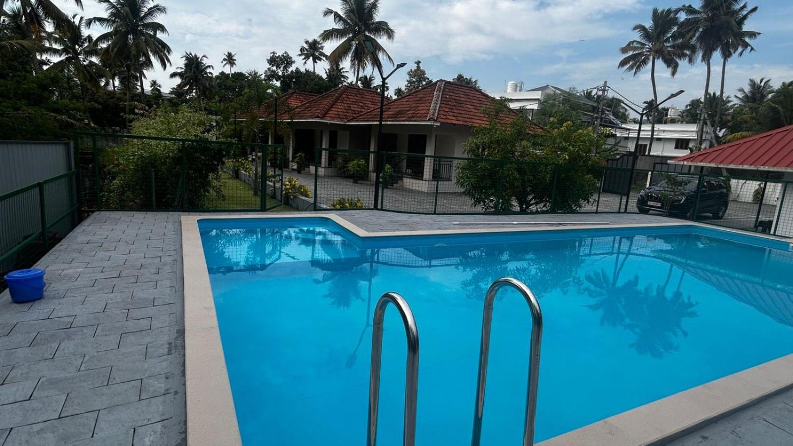 Ev Stayz Cherai Beach Exterior photo